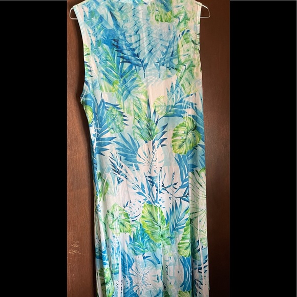 Dress - Picture 4 of 4